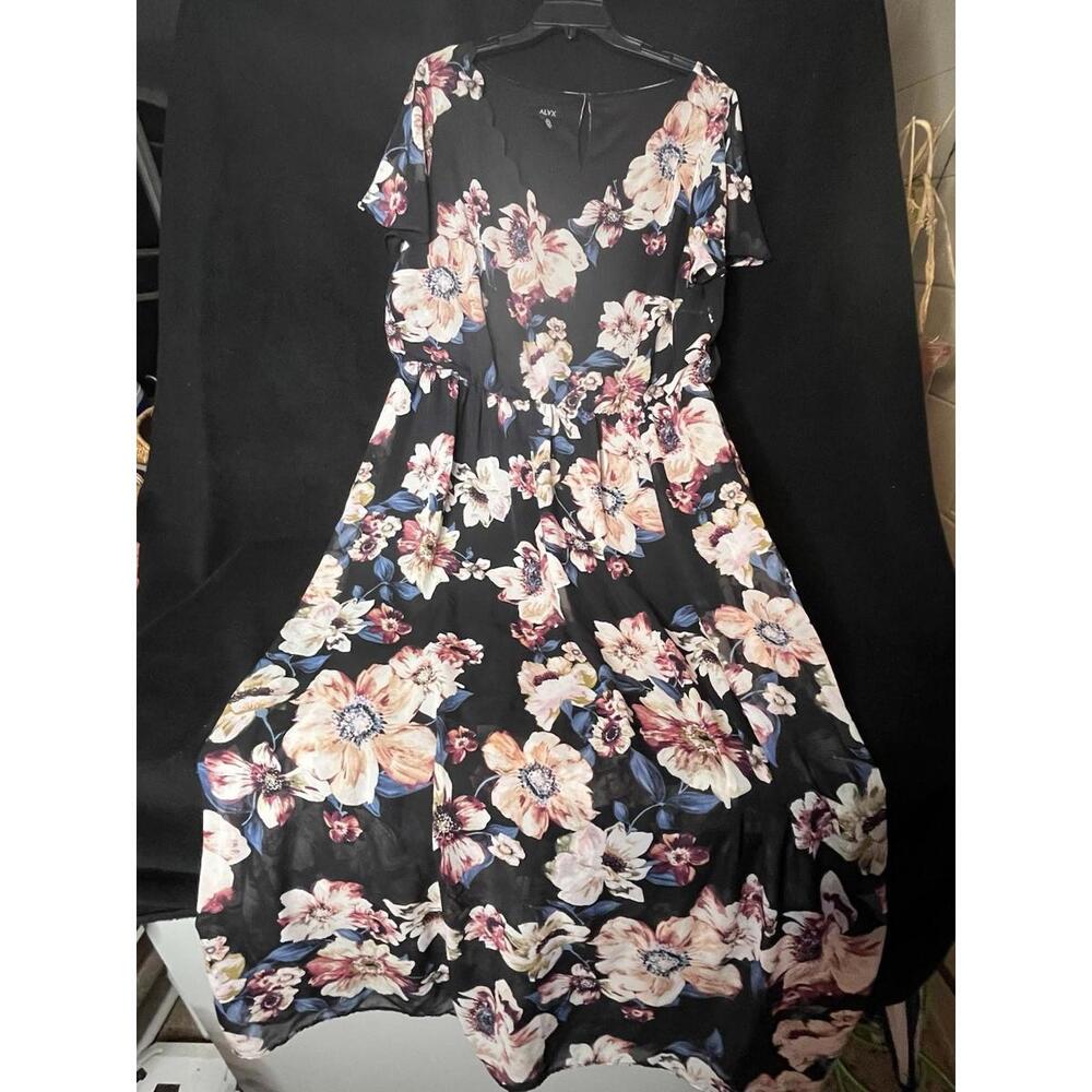 Women’s Alyx Floral V-Neck Short Sleeve Maxi Dress Floor Length Size 2X